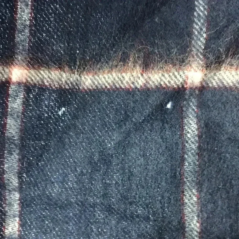 UNBRANDED 100% LAMBS WOOL BLUE PLAID‎ SCARF MADE IN URUGUAY